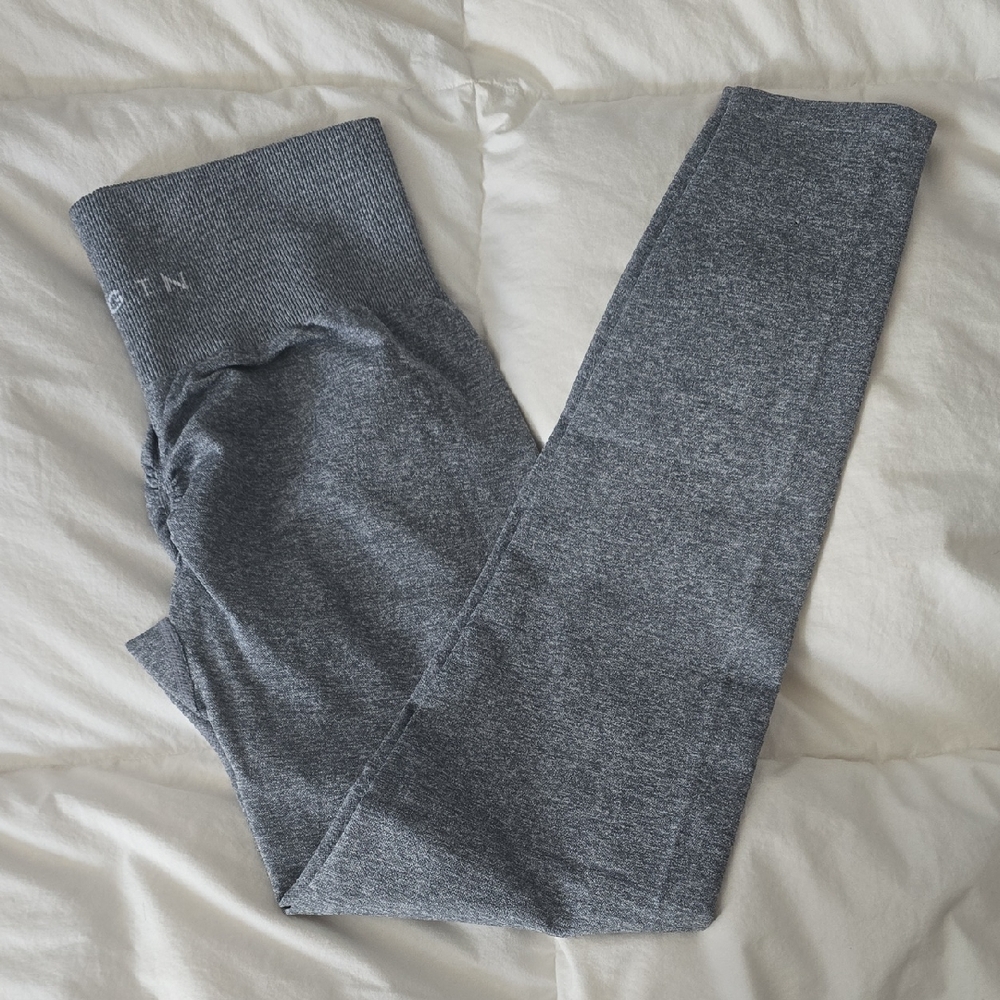 NWOT NVGTN Gray Leggings